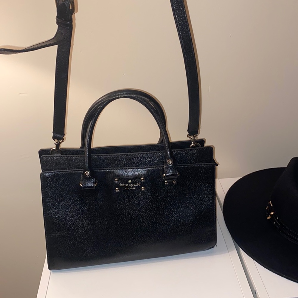 Kate spade bag 13 inches black bag.